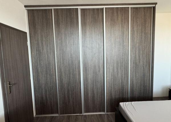 Prenájom 2-izbového bytu s loggiou, pivnicou a klimatizáciou