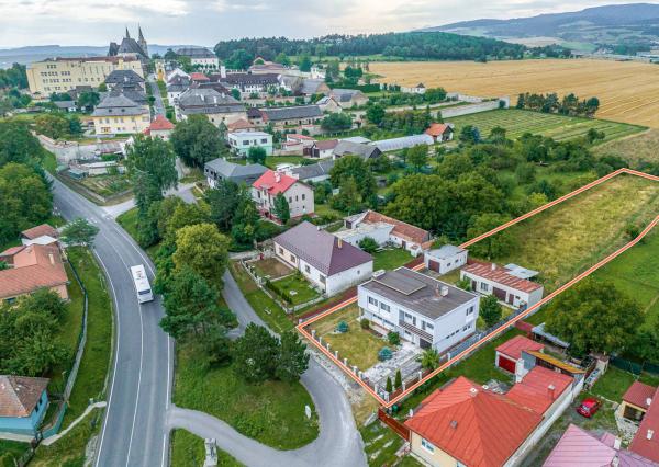 RD s ovocným sadom (3 629 m2) pri Spišskej Kapitule