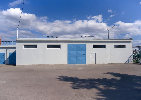 PRENÁJOM! Hala (189 m2) s kanceláriou (48 m2), AREÁL ZÁPAD SNV