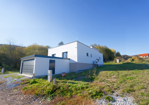 Novostavba energet. úsporný RD na okraji obce Spišský Hrhov