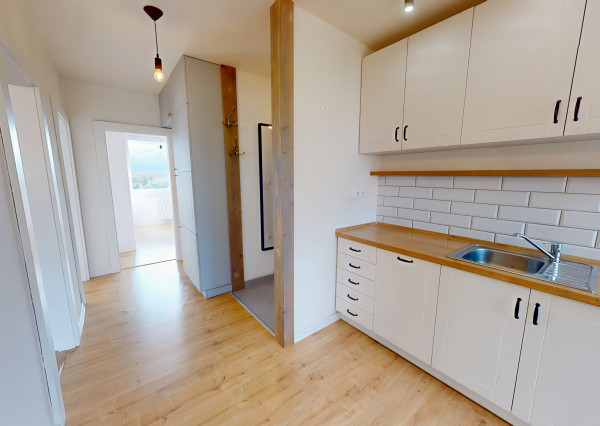 Slnečný byt 3+1 (68 m2), sídl. Pri prameni Levoča