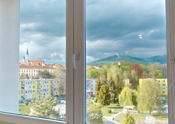 Slnečný byt 3+1 (68 m2), sídl. Pri prameni Levoča