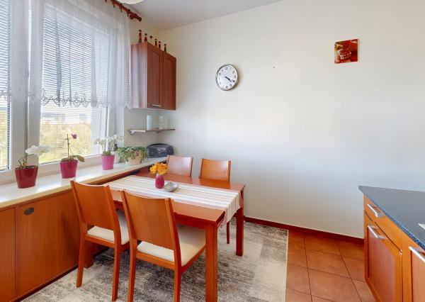 Byt 4+1 (84 m2) s loggiou, sídl. Mier Sp. Nová Ves