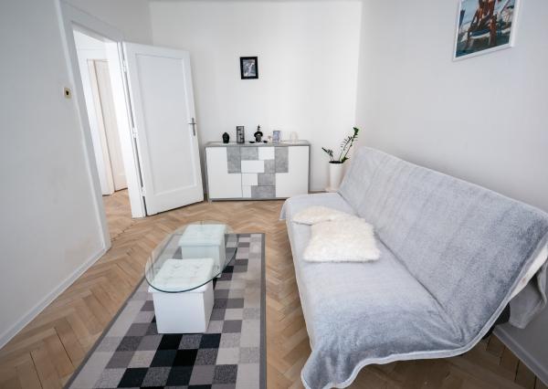 3-izbový, nadštandardne veľký byt s balkónom -  Krompachy