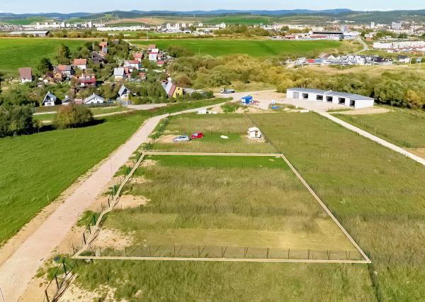 UŽ LEN DVE záhradky (300 m2) ZO Hlinica Spišská Nová Ves