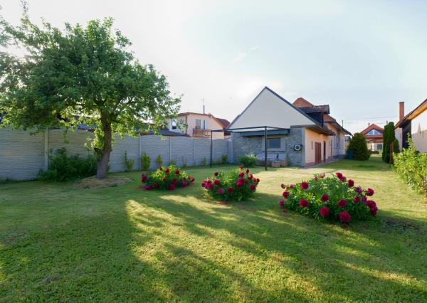 Rekonštruovaný RD so slnečnou záhradou, garážou v obci Smižany