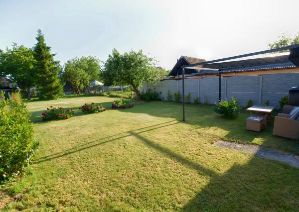 Rekonštruovaný RD so slnečnou záhradou, garážou v obci Smižany