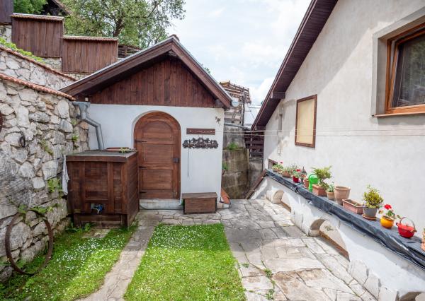 Rodinný dom 4+K s terasou, garážou, altánkom - Krompachy