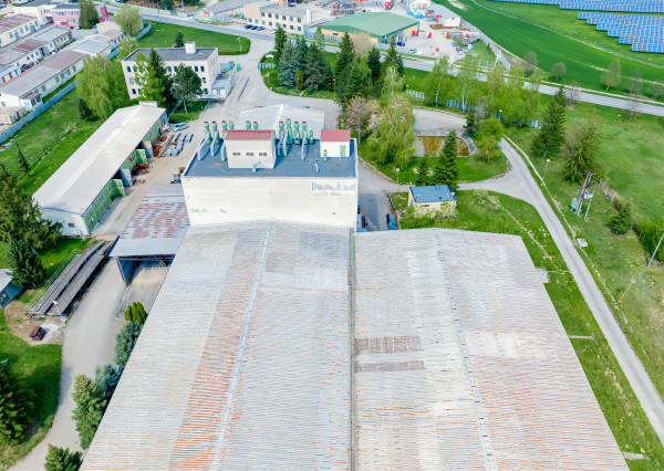 Podn. areál - adm, výroba, garáže, sklady (3,3 ha) neďaleko Košíc