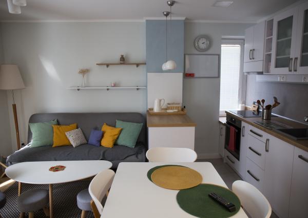 PRENÁJOM - Byt 2,5 +1 (58 m2) s 2 balkónmi, centrum Spišská Nová Ves