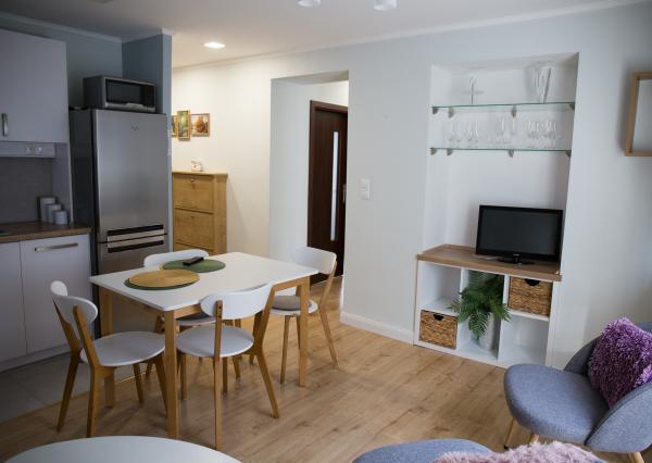 PRENÁJOM - Byt 2,5 +1 (58 m2) s 2 balkónmi, centrum Spišská Nová Ves