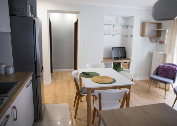 PRENÁJOM - Byt 2,5 +1 (58 m2) s 2 balkónmi, centrum Spišská Nová Ves