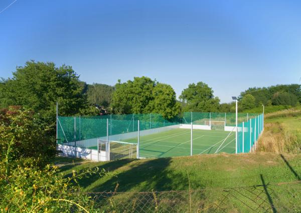 Stavebný pozemok (1 251 m²) s IS, dvojitým prístupom a výhľadom, Dravce