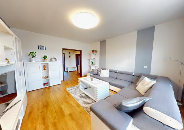 Byt 3+1 (73 m2) s loggiou sídl. Západ I. SNV