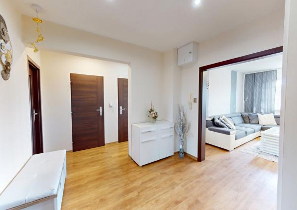 Byt 3+1 (73 m2) s loggiou sídl. Západ I. SNV