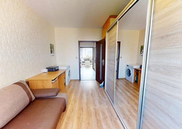 Byt 3+1 (73 m2) s loggiou sídl. Západ I. SNV