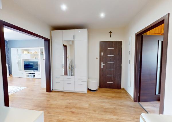 Byt 3+1 (73 m2) s loggiou sídl. Západ I. SNV