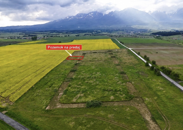 Na predaj ponúkame stavebný pozemok s vedľajším pozemkom !