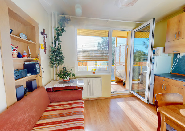 Byt 2+1 (56 m2) s balkónom, Dubová ul.Sp. Nová Ves