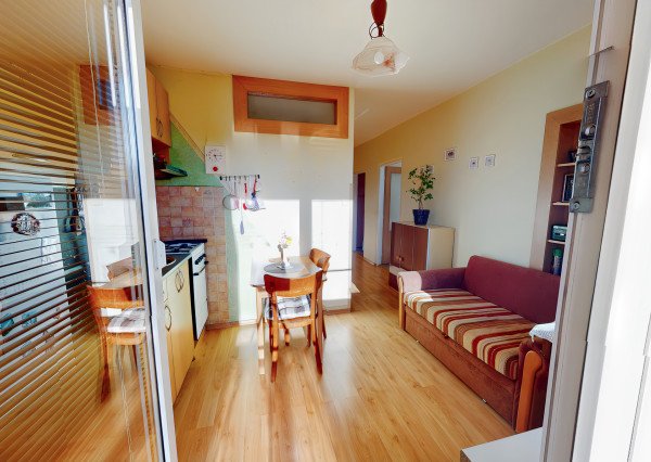 Byt 2+1 (56 m2) s balkónom, Dubová ul.Sp. Nová Ves