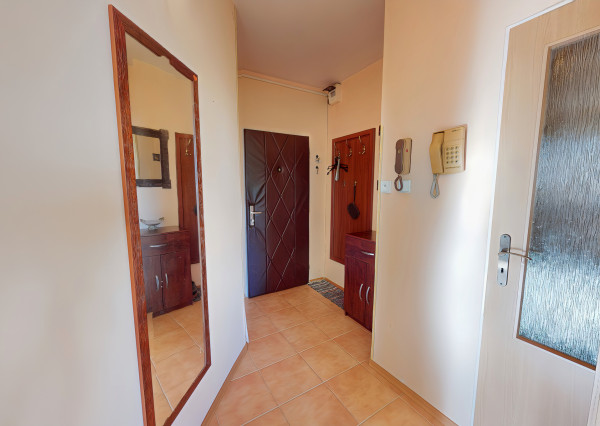 Byt 2+1 (56 m2) s balkónom, Dubová ul.Sp. Nová Ves