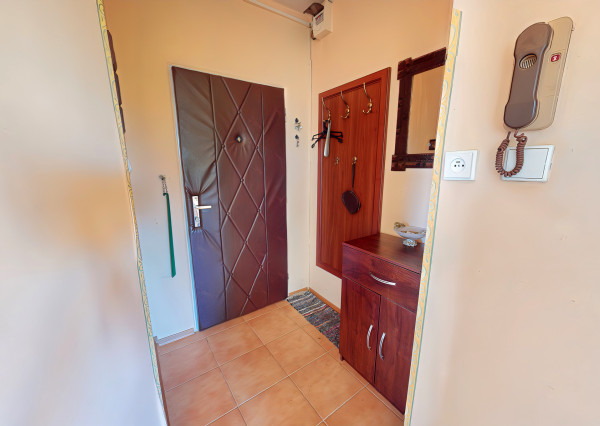 Byt 2+1 (56 m2) s balkónom, Dubová ul.Sp. Nová Ves