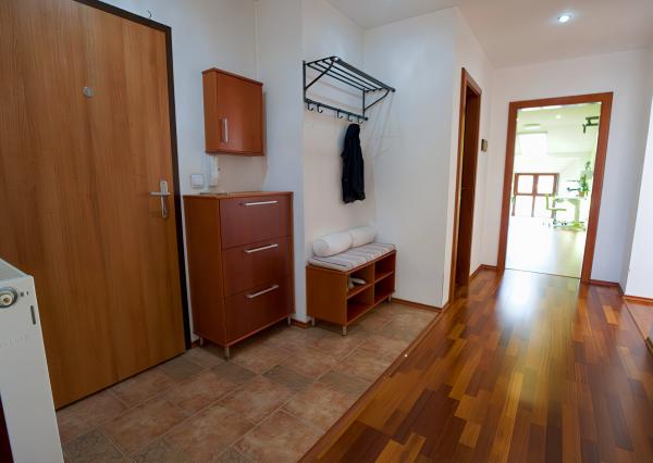 Atraktívny 4-izbový podkrovný byt (120 m2) s terasou Sp. Nová Ves