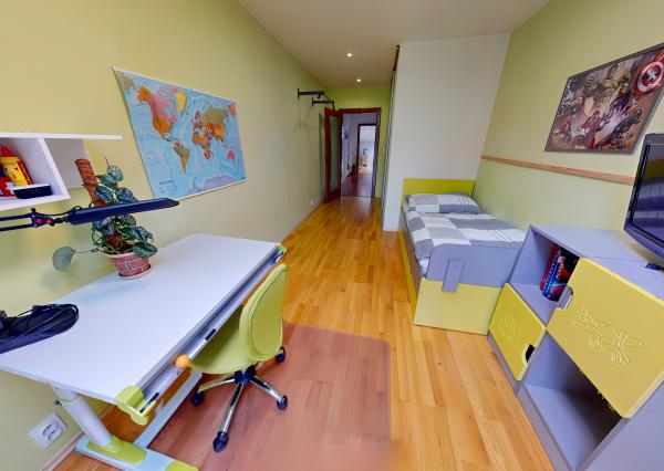 Atraktívny 4-izbový podkrovný byt (120 m2) s terasou Sp. Nová Ves