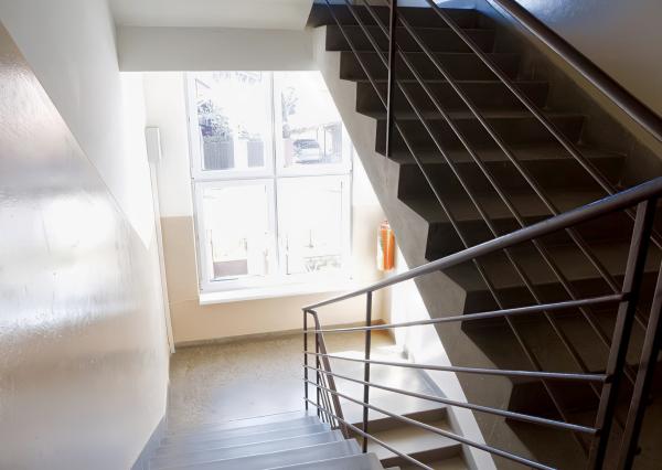 Byt 3+1 (109 m²) s 2 balkónmi, garážou a záhradou, centrum SNV