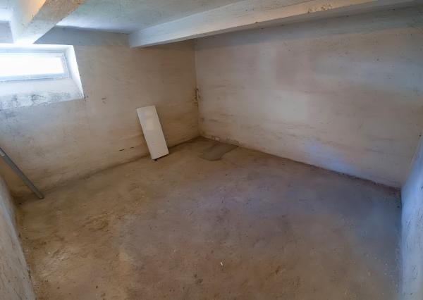 Byt 3+1 (109 m²) s 2 balkónmi, garážou a záhradou, centrum SNV