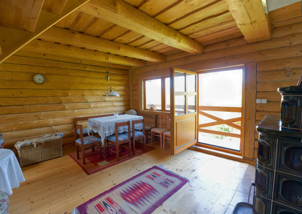 Zrubová chata – novostavba (907 m²), Závada, Levočské vrchy