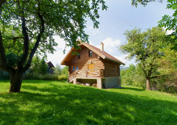 Zrubová chata – novostavba (907 m²), Závada, Levočské vrchy
