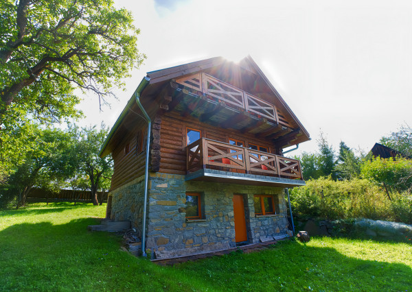 Zrubová chata – novostavba (907 m²), Závada, Levočské vrchy