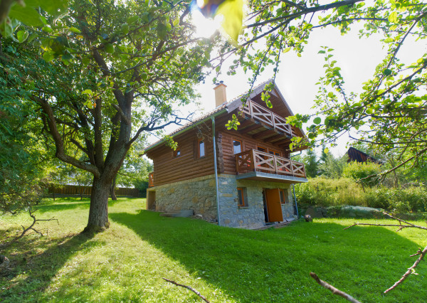 Zrubová chata – novostavba (907 m²), Závada, Levočské vrchy