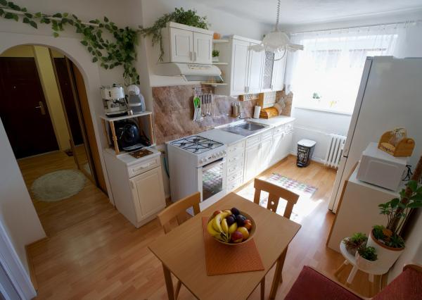 Byt 2+1 (56 m²) s pivnicami, tehlový dom, centrum Spišskej Novej Vsi