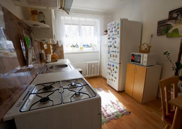 Byt 2+1 (56 m²) s pivnicami, tehlový dom, centrum Spišskej Novej Vsi