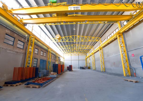 NA PRENÁJOM! Skladová hala 1100m² so žeriavom 20t - Spišská Nová Ves