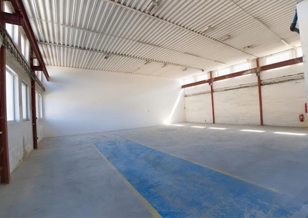 NA PRENÁJOM! Rekonštruovaná výrobná hala 800 m² Spišská Nová Ves