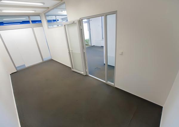 Moderný kancelársky priestor (50 m2) Sp. Nová Ves