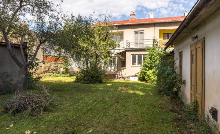 Rodinný dom blízko centra Spišská Nová Ves - fotografia 1