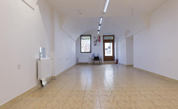 Obchodné priestory (60 m2) námestie Sp. Nová Ves - fotografia 3