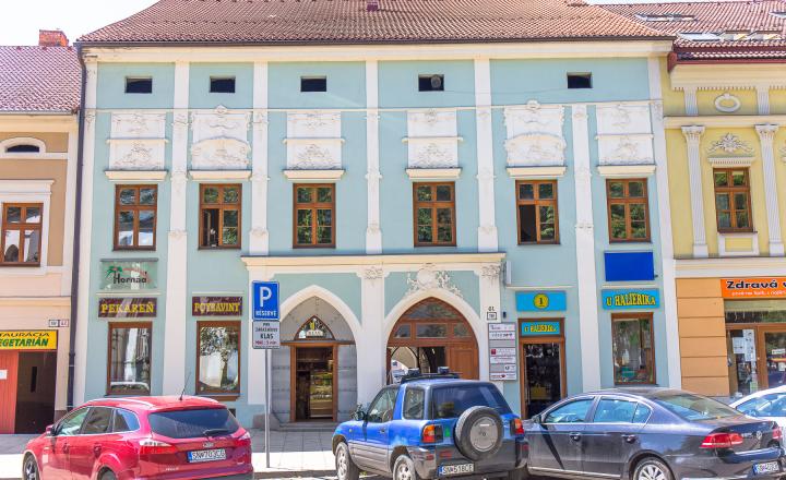 Obchodné priestory (60 m2) námestie Sp. Nová Ves - fotografia 1