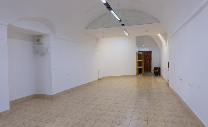 Obchodné priestory (60 m2) námestie Sp. Nová Ves - fotografia 4