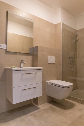 PRENÁJOM- NOVOSTAVBA! 3-izbový byt (75 m2) sídl. Tarča SNV - fotografia 11