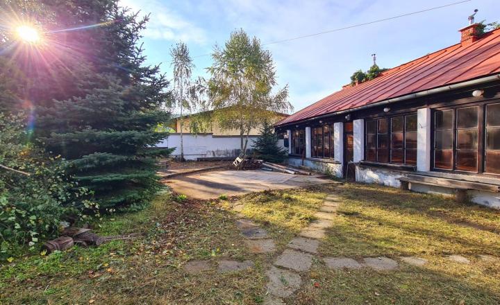 Podnikateľský objekt (rodinný dom) Krompachy  - znížena cena o 5000Eur - fotografia 1