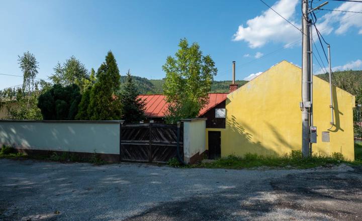 Podnikateľský objekt (rodinný dom) Krompachy  - znížena cena o 5000Eur - fotografia 4