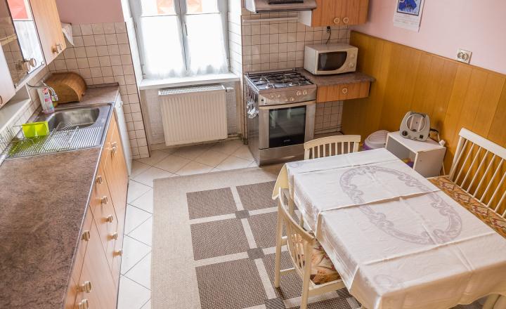 Meštiansky 4-izbový byt (140 m2) Spišská Nová Ves - fotografia 9