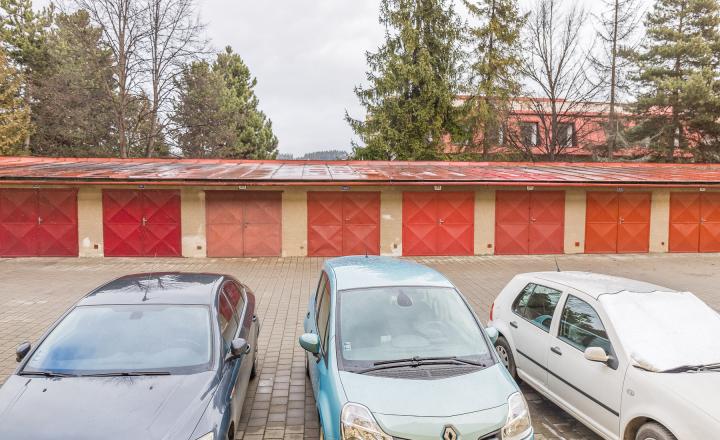 Meštiansky 4-izbový byt (140 m2) Spišská Nová Ves - fotografia 30