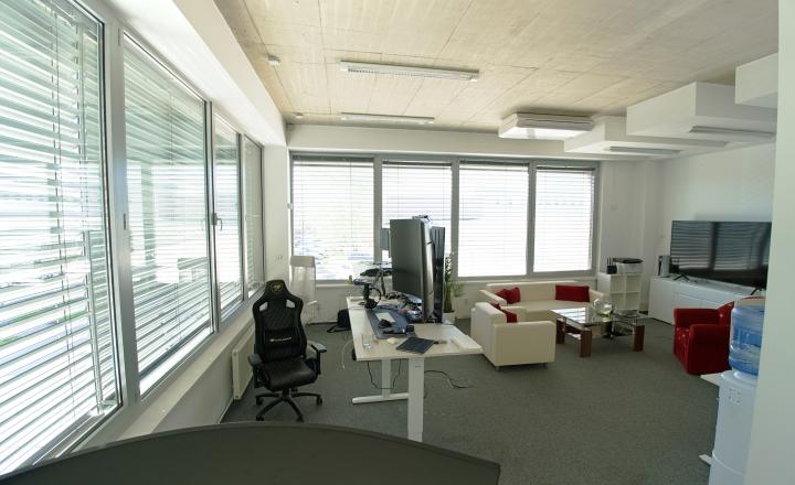 Moderný administratívny priestor (114 m2) Sp. Nová Ves - fotografia 6