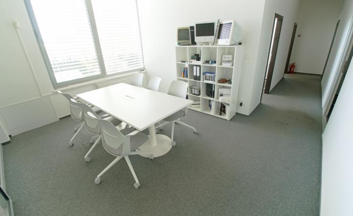Moderný administratívny priestor (114 m2) Sp. Nová Ves - fotografia 8